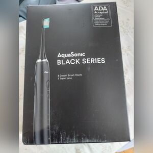 NWT And In Original Box AquaSonic Black Series Electric Toothbrush